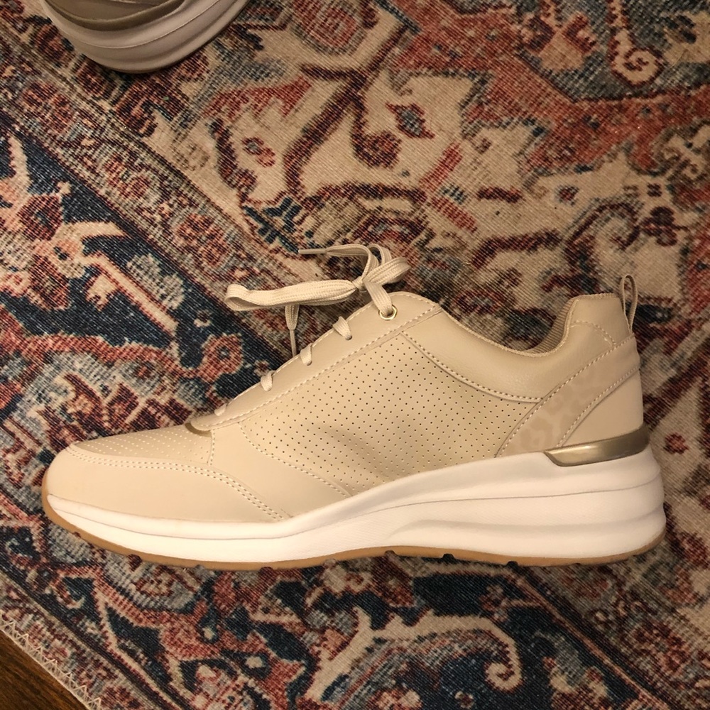 Sketchers Memory Foam Wedge Sneakers